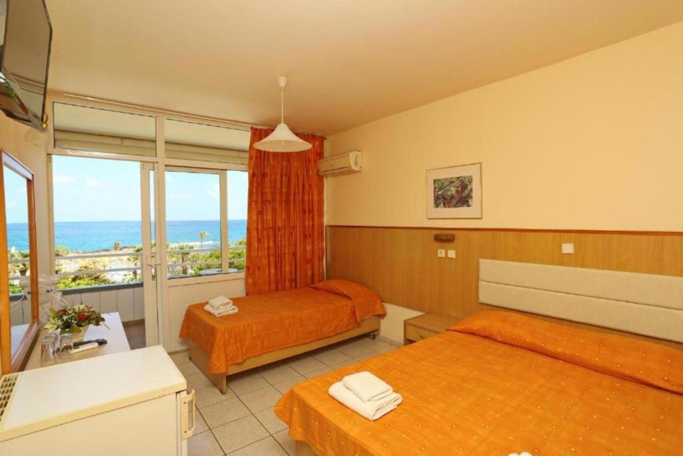 Eri Beach & Village Hotel Hersonissos  Exterior photo