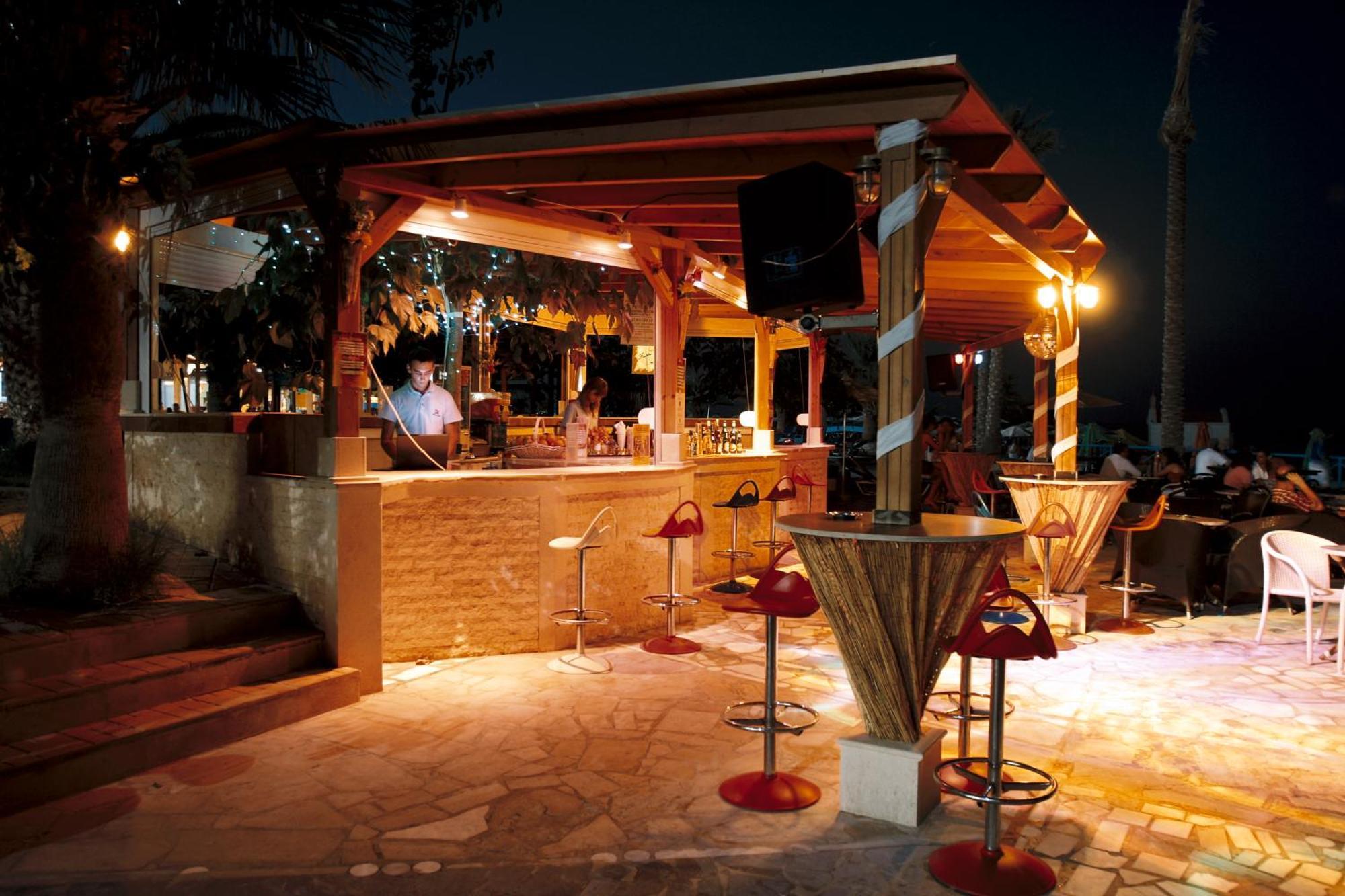 Eri Beach & Village Hotel Hersonissos  Exterior photo