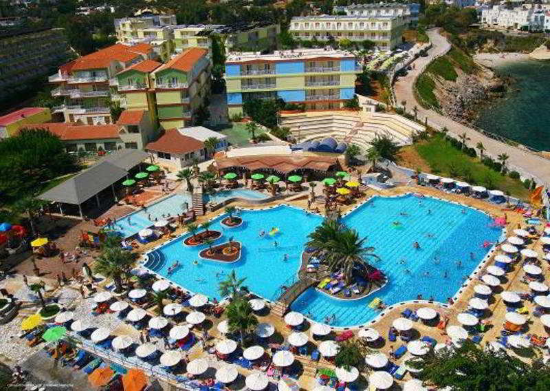 Eri Beach & Village Hotel Hersonissos  Exterior photo